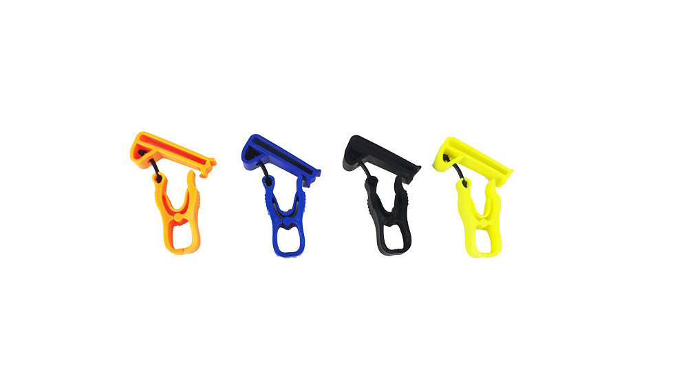 Custom Design Plastic Glove Clips 1.29*6.38*0.74 Bag Packaging