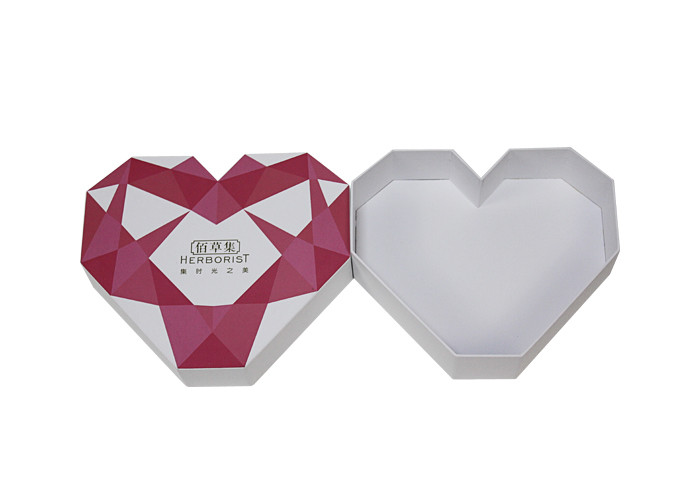 Gold Hot Stamping Lift Off Lid Box , FSC Paper Heart Shaped Box