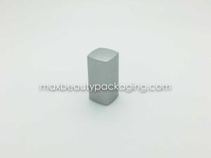 Quality N2022 uv silver coating finish nail polish cap nail polish packaging double cap long square nail polish cap wholesale
