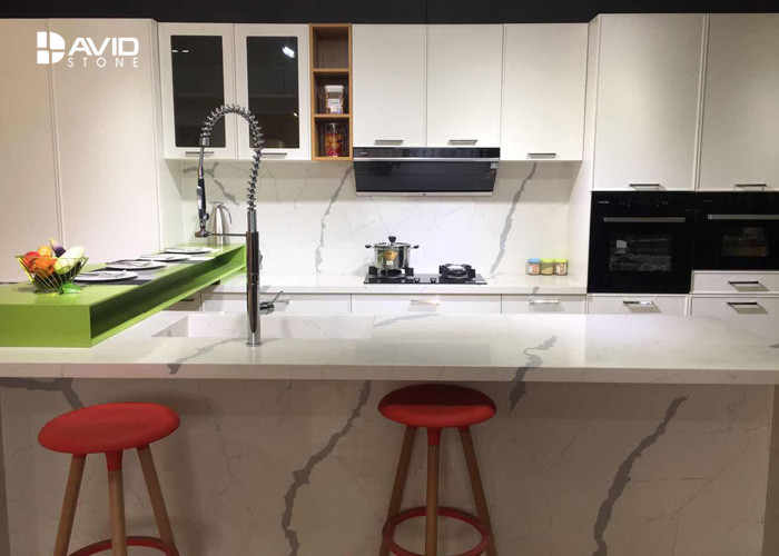 Kitchen Calatta Quartz Stone Countertops Bacteria Resistant Long Lasting