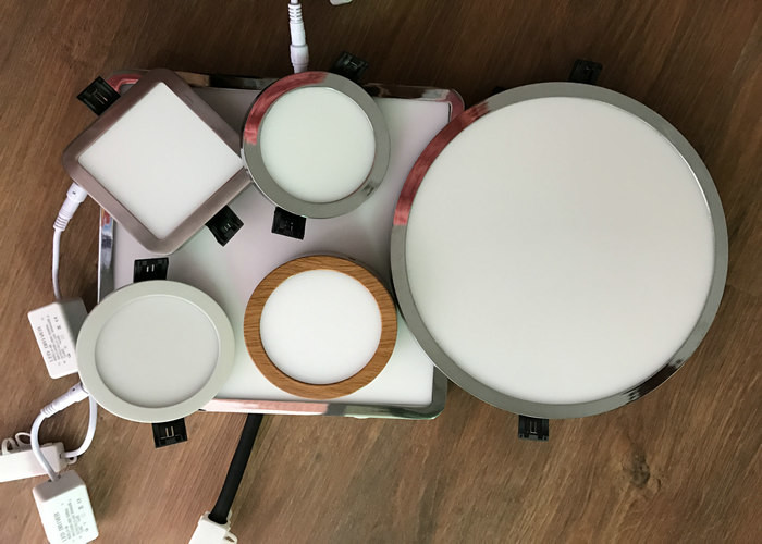 Electroplating Dimmable LED Panel Light Nickel Color 6 Watt AC 220V 80LM/W