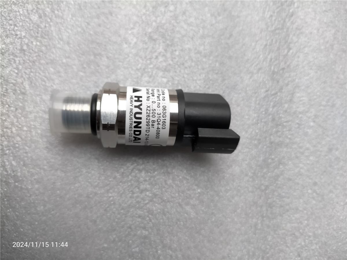 31Q4-40800 Pressure Sensor For Hyundai Excavator