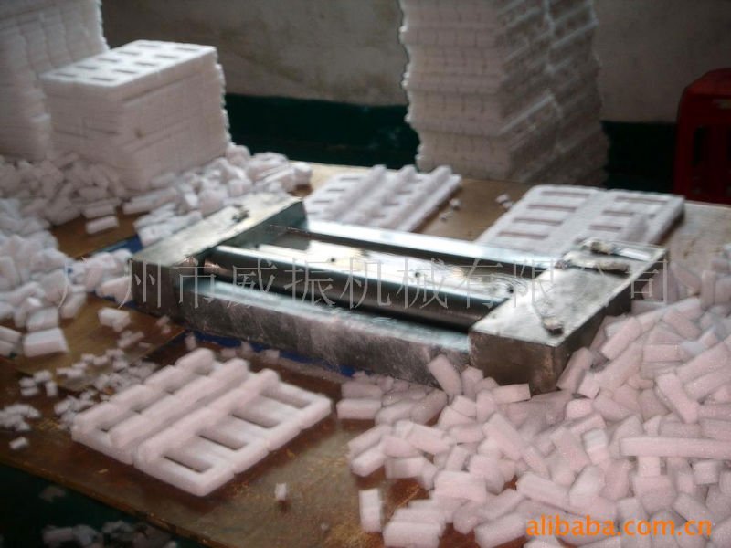 Single Roller Hot Melt Glue Laminating Machine 600mm 800mm for PE EVA Sponge Cardboard