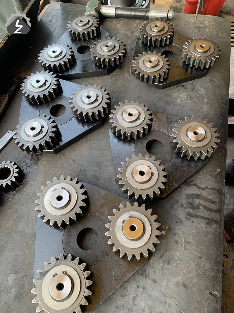 Excavator PC200-7 Swing 1nd Carrier Assy Lizuan Gear