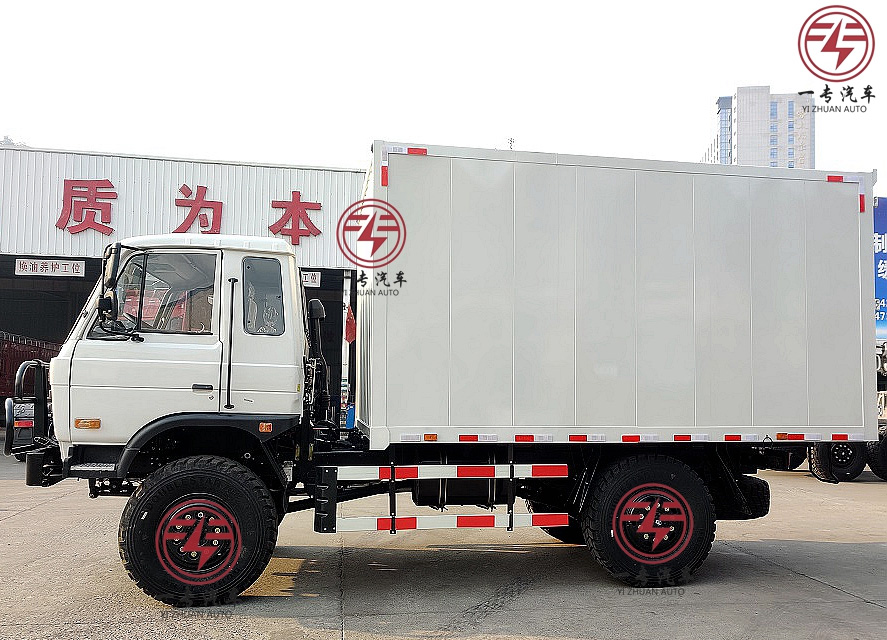 4-6L Engine Capacity 4X4 6X6 LHD RHD Off-Road Cargo Truck for Your Heavy Loads