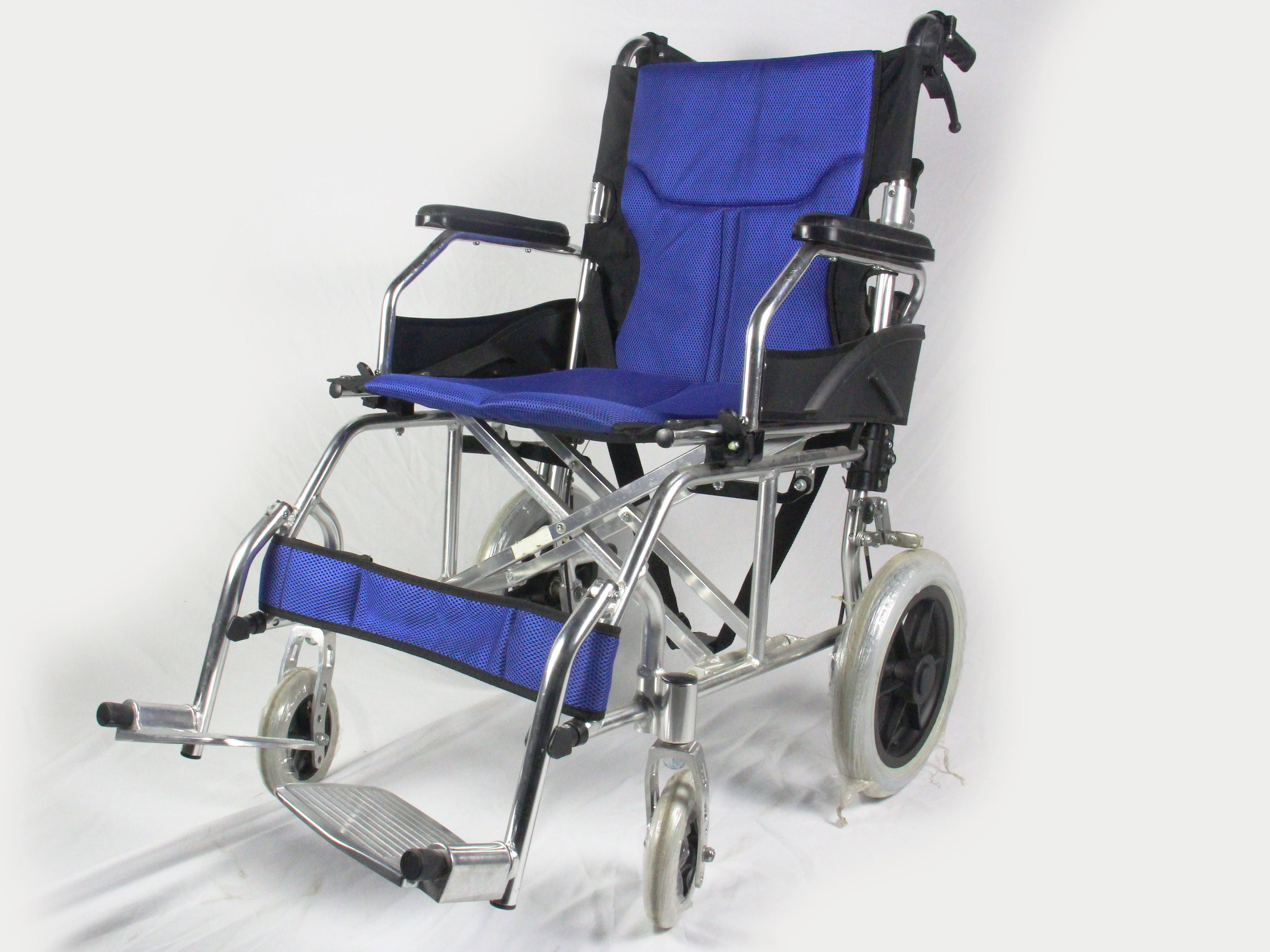 Lightweight Aluminum Manual Wheelchair 863L Customizable Cushion Color