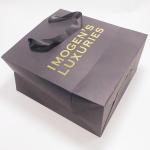 Custom Printed Kraft Paper Bags Silk Handle Recyclable For Gift Packaging