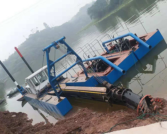 6inch Small Dredging Equipment For Sand Dredging With A White Appearance