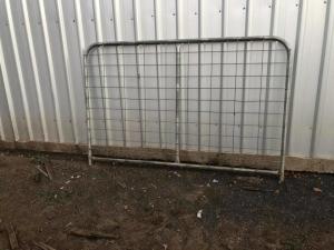 Quality Gate I Stay 10' (3000mm) w/ Graduated mesh - Metal Farm Gates Brisbane wholesale