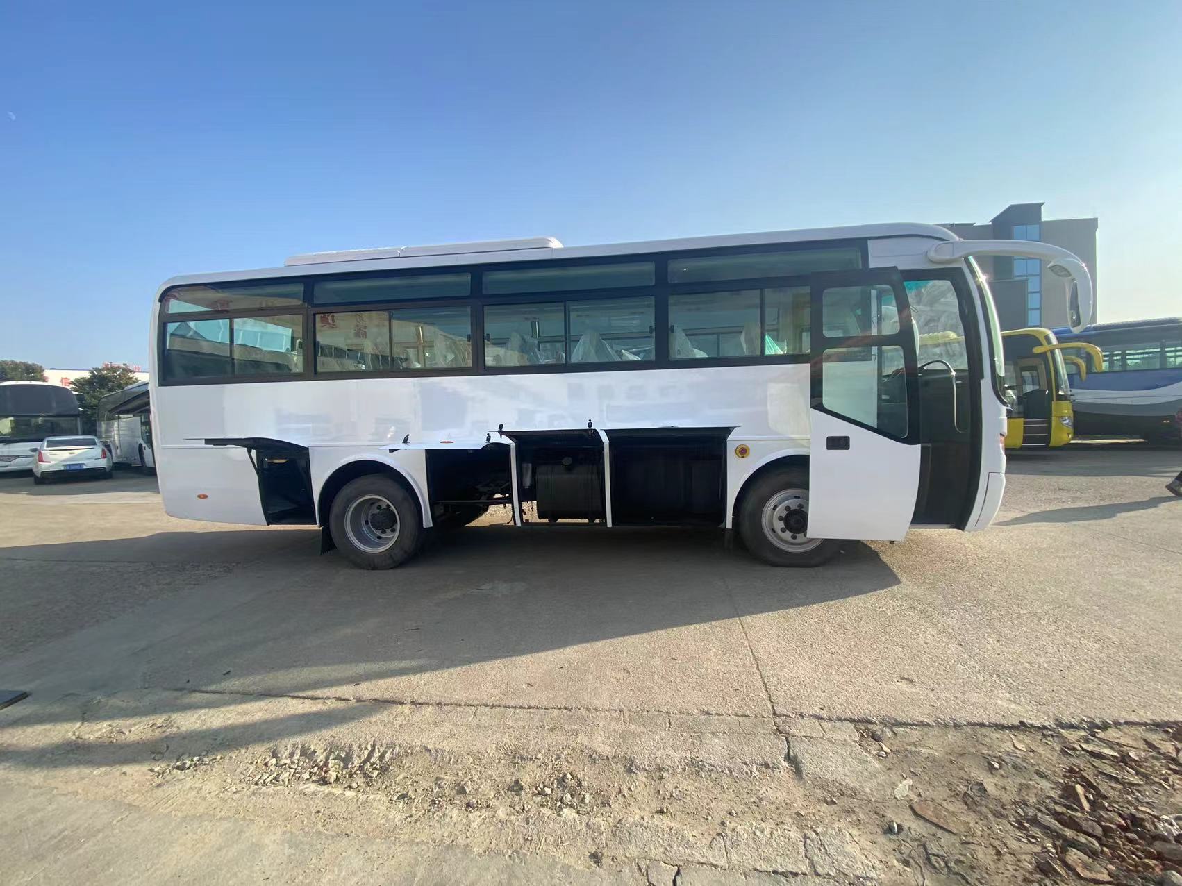 Used Buses 35 Seater Diesel Engine Coach with Euro 3 Emission Standard and Affordable
