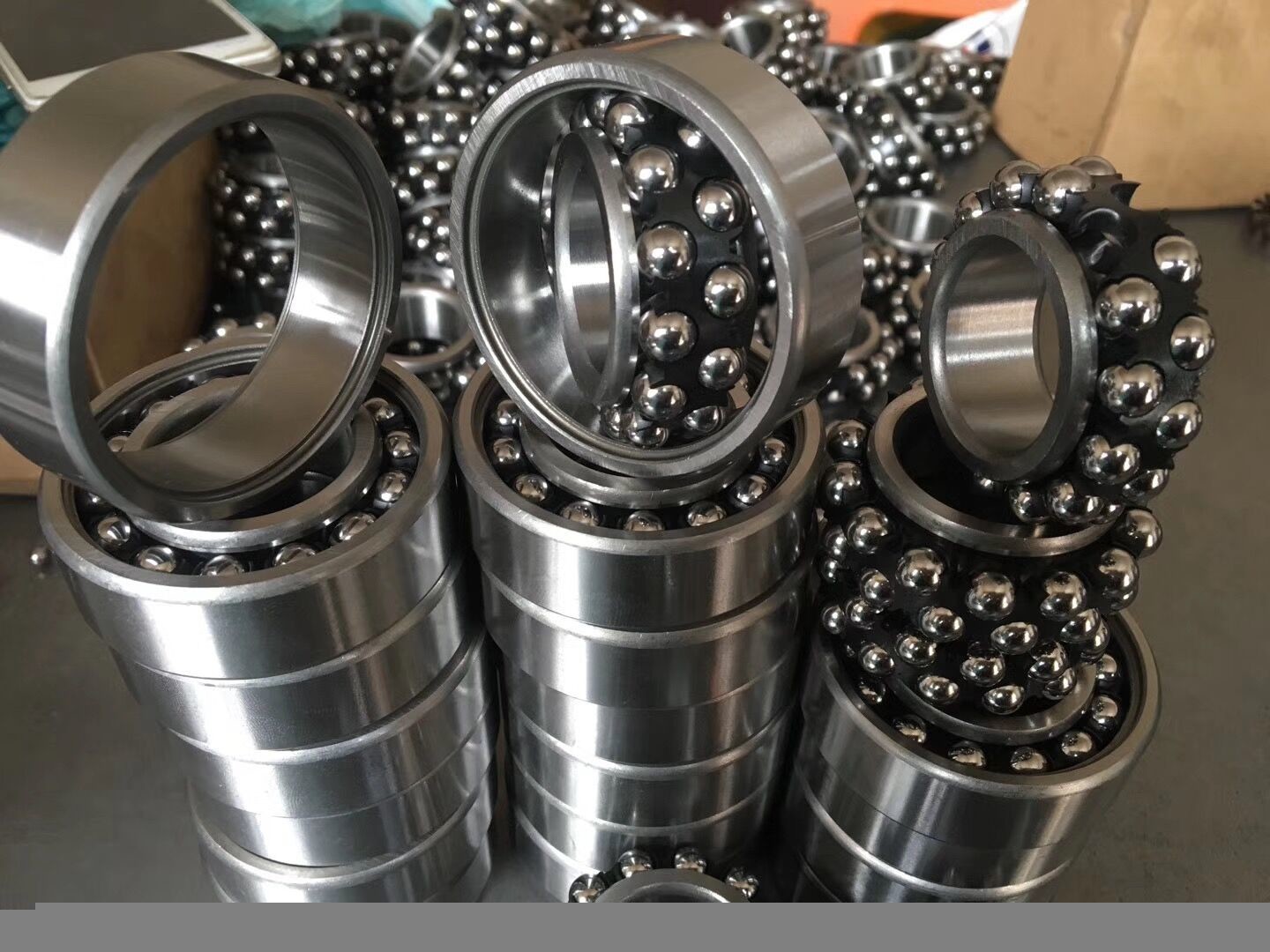 25mm ID Self Aligning Ball Bearing Use In Mechanical / Electrical Equipment