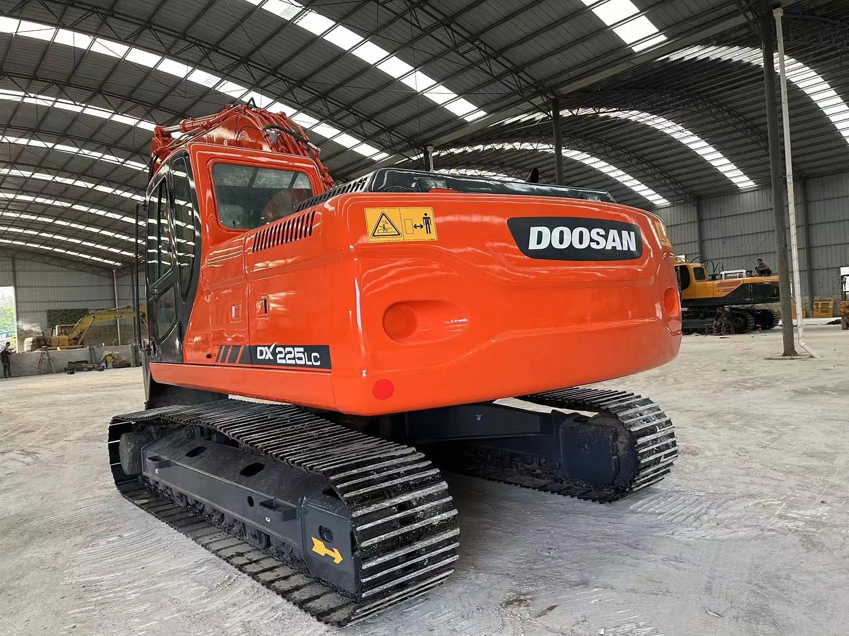 1.28m3 22ton Doosan 225 Excavator Dx225 Used Excavators In My Area