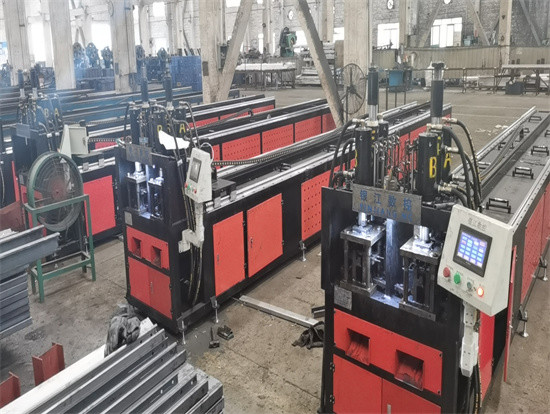 Multiple Safety Mechanisms Customizable Hydraulic Punching Machine With Adjustable Speed