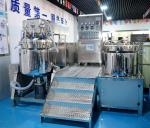 Steam heating Vacuum Emulsifier Mixer , 500L Cosmetic Cream Mixer Machine