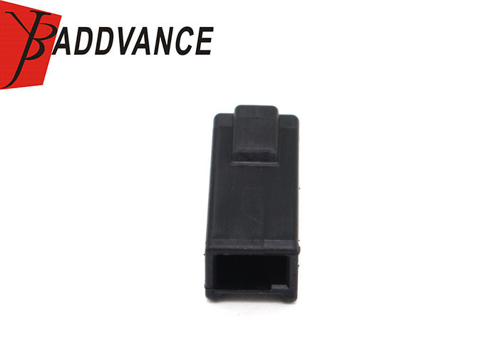 7123-5014-30 1 Pin Male Automotive Electrical Connectors For YZK