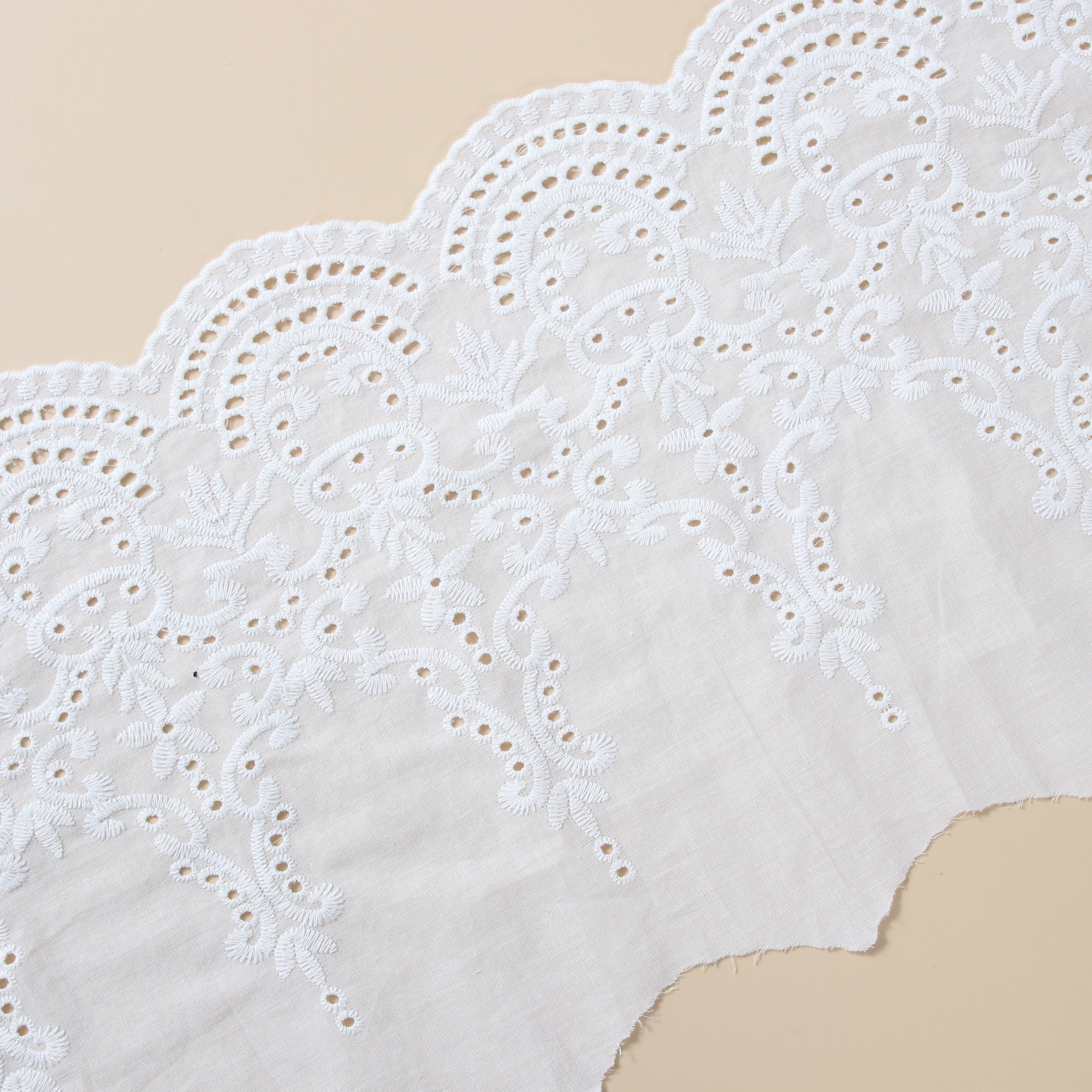 Polyester Embroidery Lace Fabric White Embroidery Lace Trim For Dress