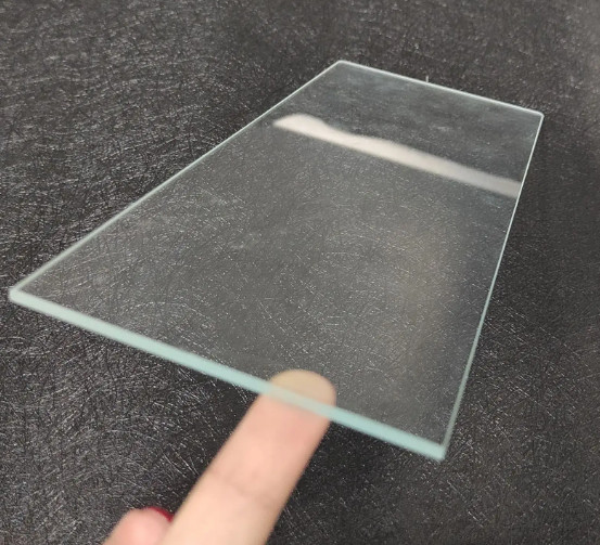Customized 2mm-19mm Low Iron Safety Ultra Clear Tempered Glass