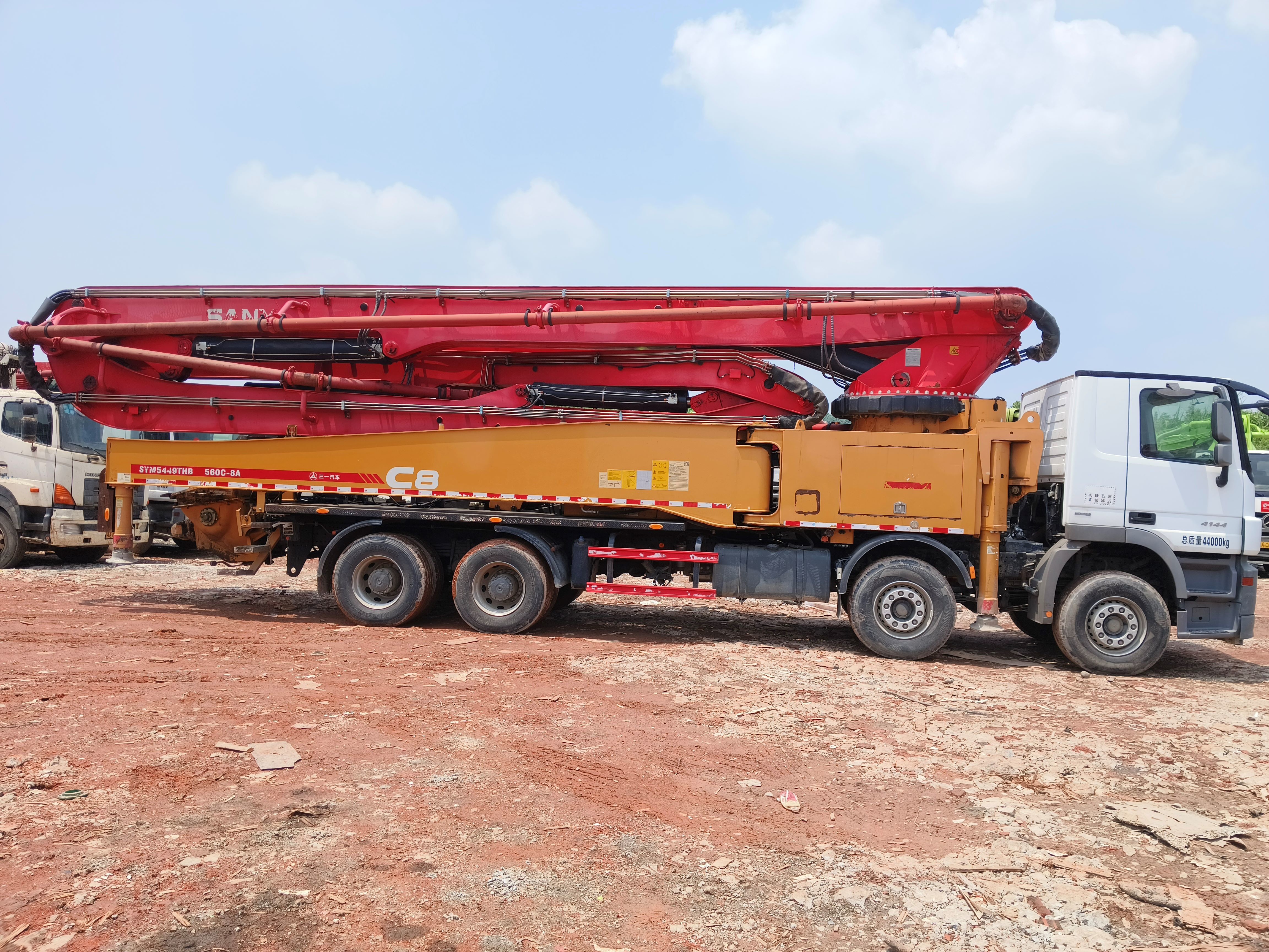 2019 SANY 56m Used Concrete Pump on Mercedes Benz in Stock with New Condition Good Price