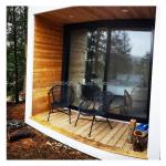 Hotel Prefabricated Steel Frame Construction with Galvanized Steel Square Tubes
