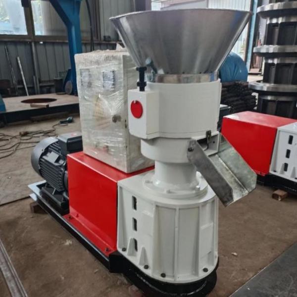 300-500kg/H Poultry Feed Manufacturing Machine Flat Die Roller Chicken Feed