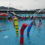 Environmental Friendly Water Bucket Water Park For Kids Playground