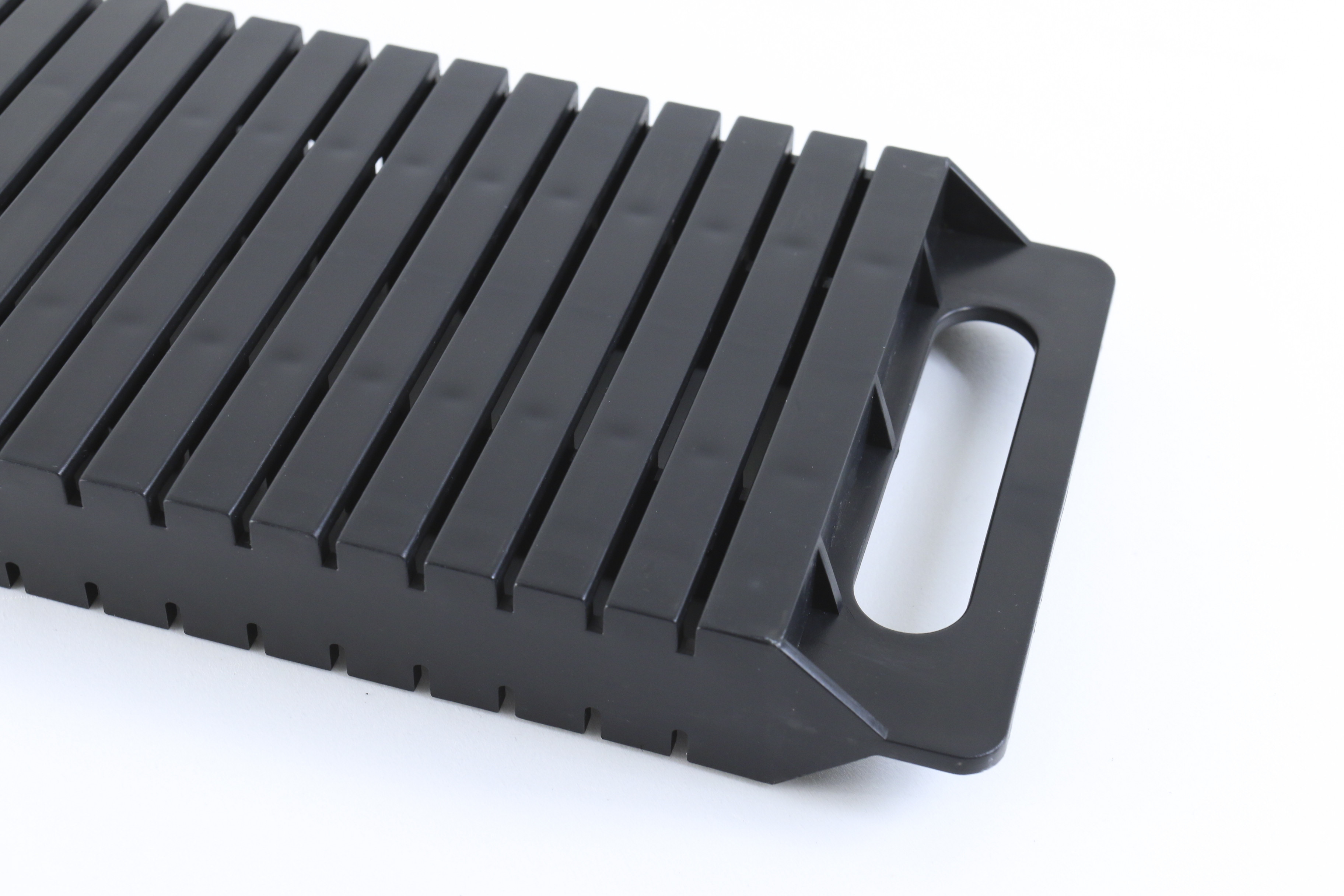 Die Cut Conductive Black ESD Anti Static Foam IXPE EVA Foam Tray For PCB Packing