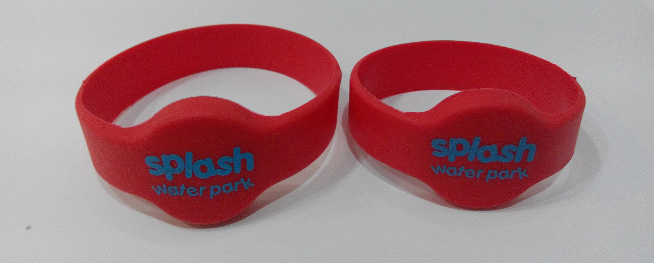 Smart NFC RFID Wristbands Waterproof Silicone RFID Bracelet For Water Parks