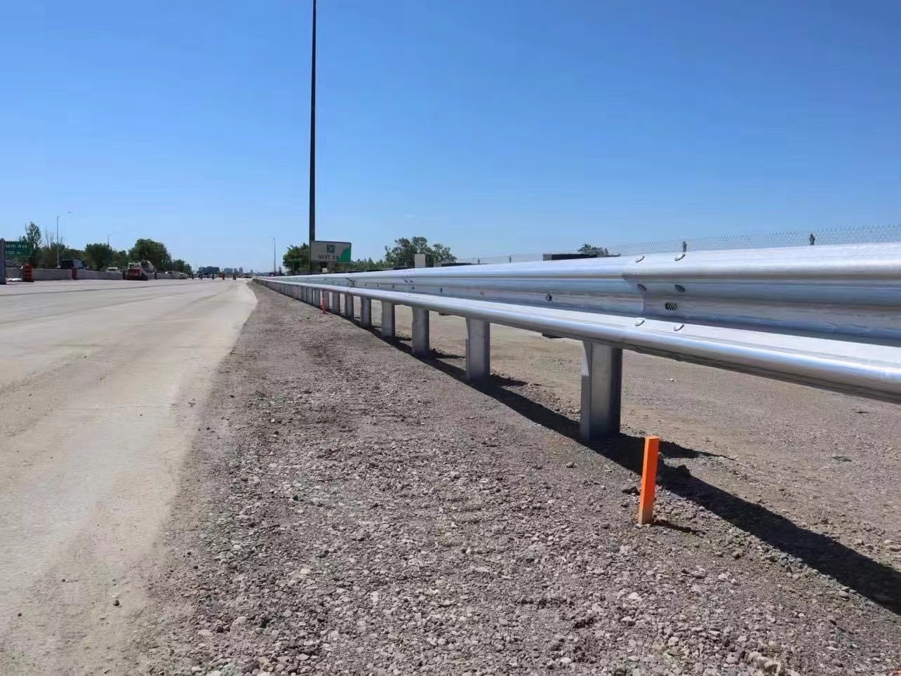 Q235 Q345 Customized Steel W Beam Guardrail Road Barrier Highway Guardrail