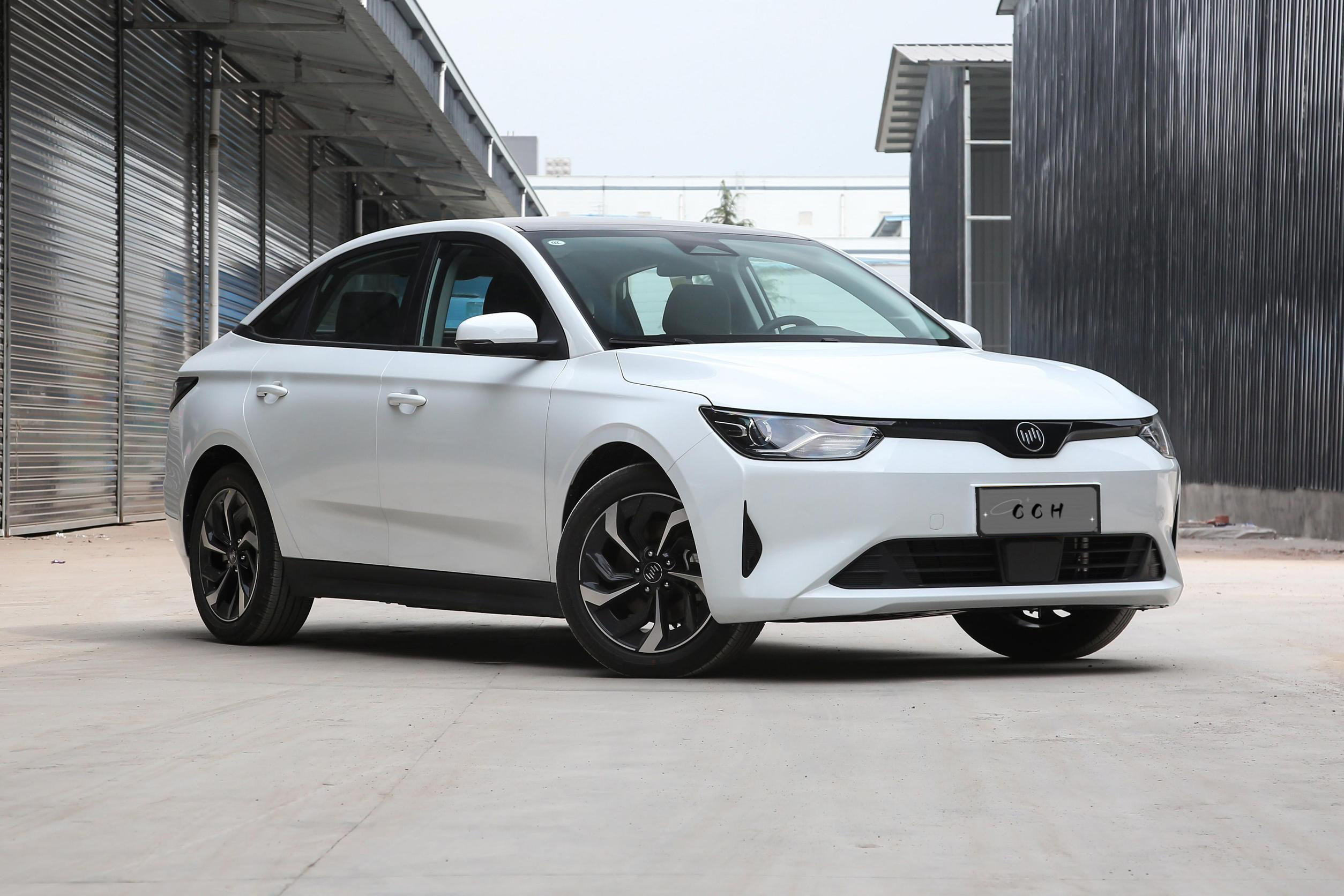 Dongfeng Aeolus E70 Pro New Energy Electric Car G59 Dongfeng Fengshen Hybrid G59E70 Yixuan Max Weltweister
