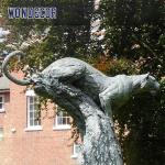Outdoor metal wildlife decoration, life-size bronze leopard sculpture