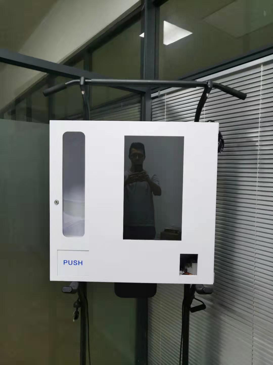 Wall-mounted Mini Smart Vape Vending Machine for E-cig Tobaco With Age Recognition System