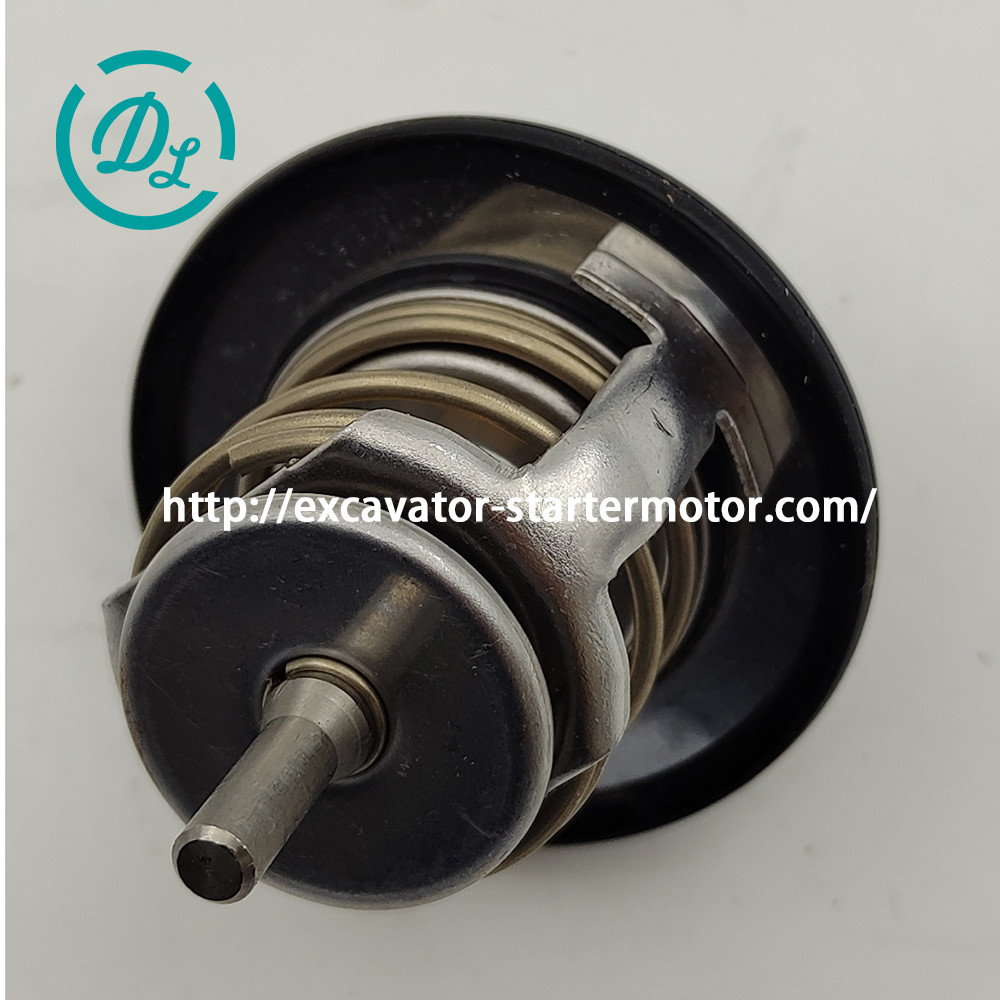 8-97300790-3 Excavator Thermostat 82℃ 8-97300790-2 ISUZU 4HK1 Engine