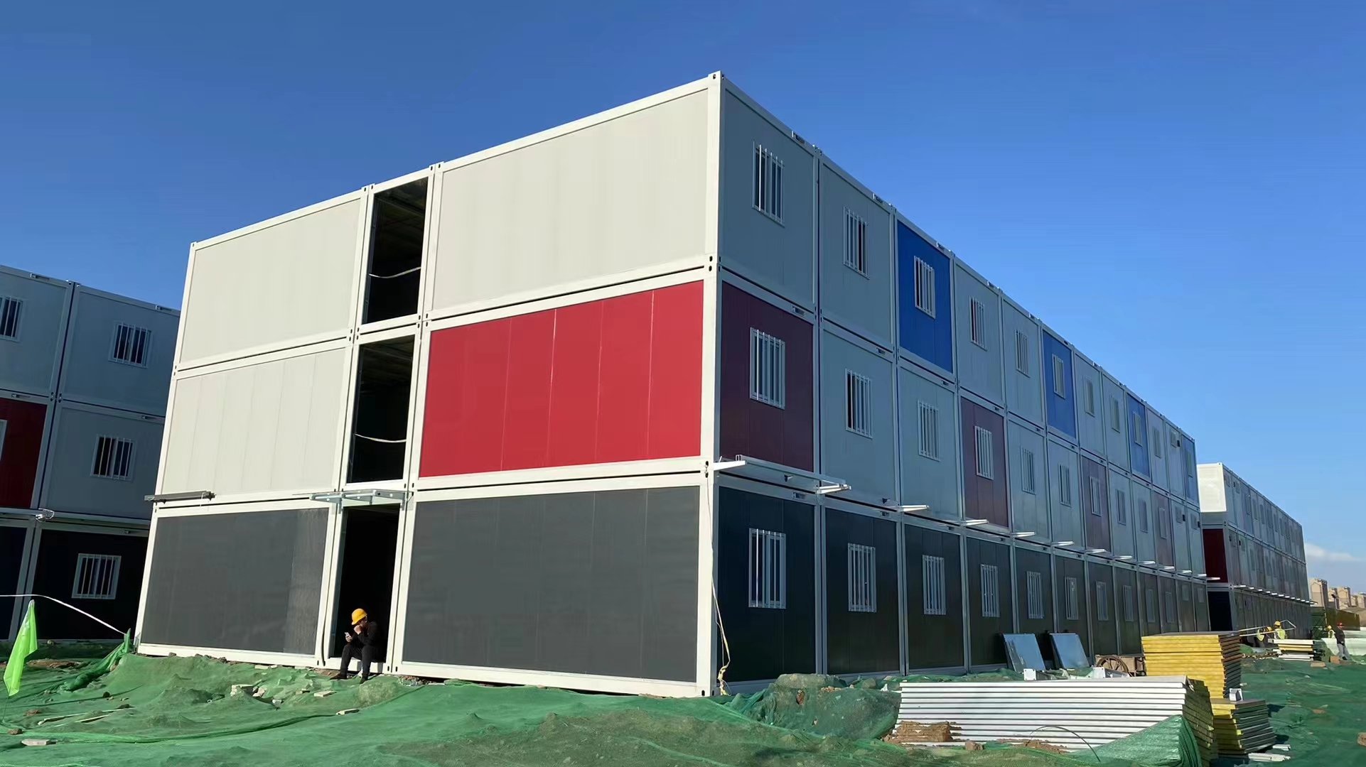 Triangle Roof Prefab Tiny House for Hotel Easy Assemble OEM/ODM Supported