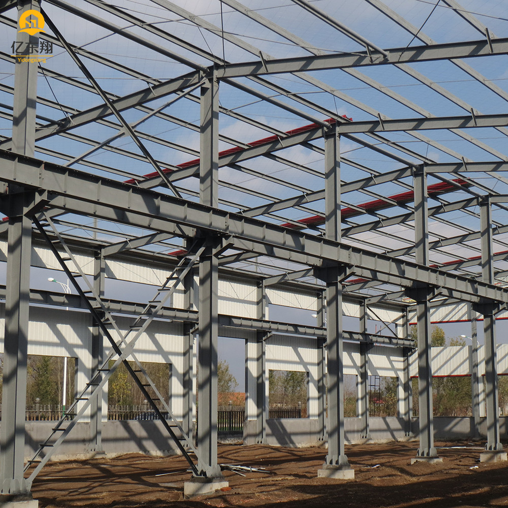 Modern Prefabricated Steel Structure Building With PU Sandwich Panel