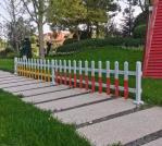 Wide Gap Fiberglass Reinforced Plastic Garden Lawn Fencing Weather Proof