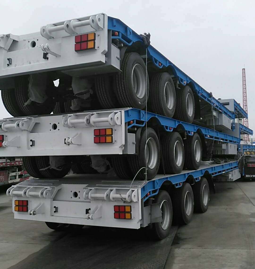Leaf Spring Semi-Trailer 90 W mm*13 Thickness mm*10 Layer for Heavy Equipment Carrier