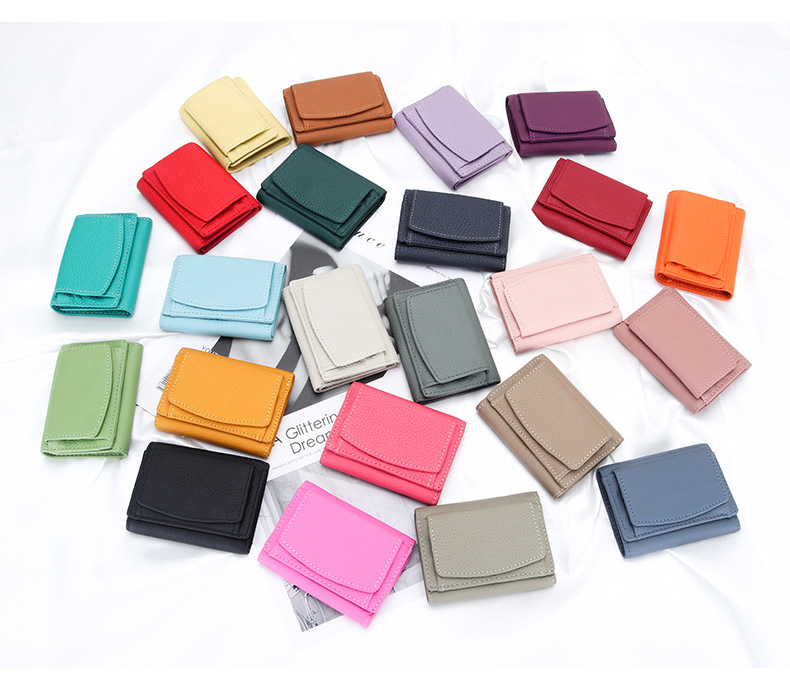Short Fashion Women's Wallet with Large Capacity Multi-card Slots and Anti-theft Design