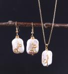 Natural Baroque Pearl necklace Cultured White Baroque Pearl Glass Chain Baroque