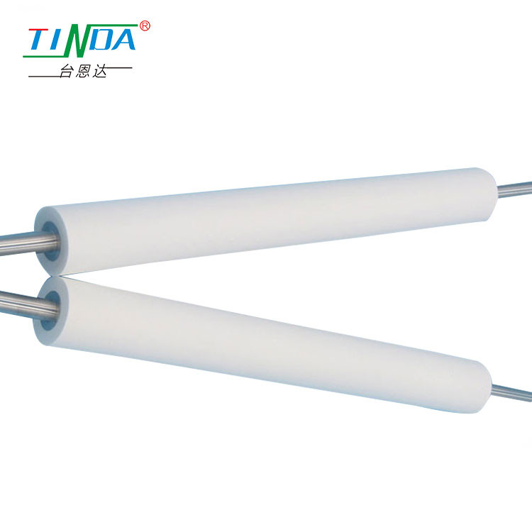 Cylindrical Anti-Sticky Rubber Roller with High Durability for Industrial Applications