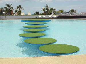 Quality 12000D PE Green Garden Artificial Grass Turf With 100% Drainage Capacity Landscaping Synthetic Turf wholesale