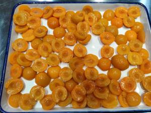 Quality 15oz Canned Apricot Halves For Preserved Apricots Pieces wholesale