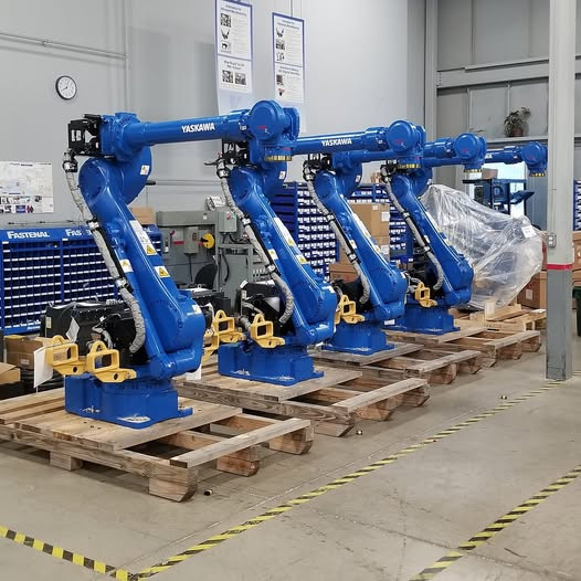 Yaskawa GP180-120 6 Axis Industrial Robot Arm Manipulator Assembly and Material Handling Robotic Price