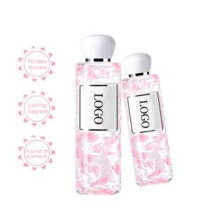 Quality Lasting Fragrance Moisturising Shower Gel / Sakura Body Wash Gentle Nourishment wholesale