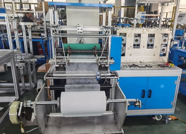 CE 200pcs/mins Shoe Cover Making Machine 220V For Adult