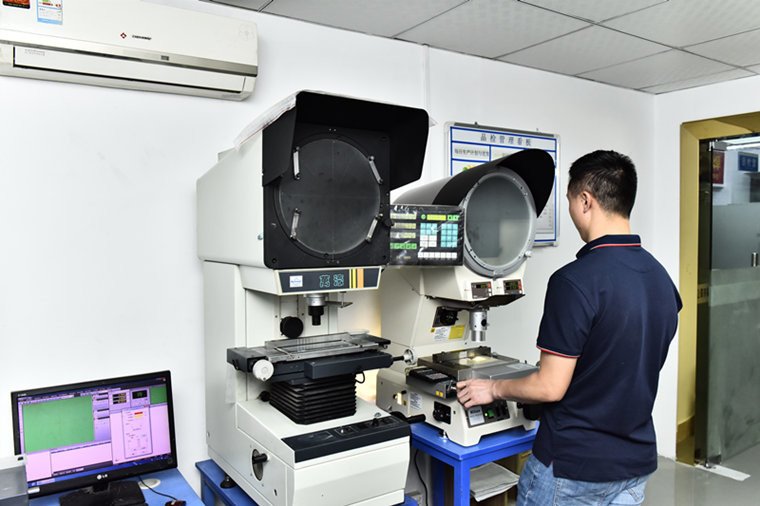 SKD11 Material Progressive Metal Stamping Dies For Vehicle Mould