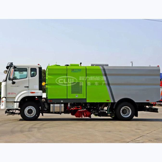 Howo Road Sweeper Truck With Maximum Climbing Angle 30% 95Hp Washing Sweeper
