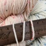 4/8NM 100% Merino Wool Fancy Crochet Yarn For Knitting Good Customizable