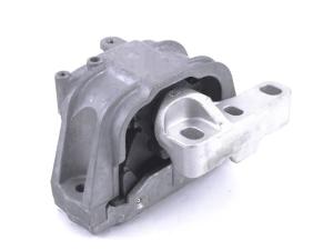 Quality 8J0199262 Engine Parts Engine Mount wholesale