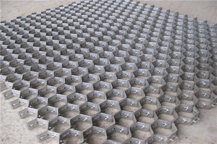 Refractory Lining Stainless Hexmetal Grating / Hexmetal / Hexmesh Supplier Form China
