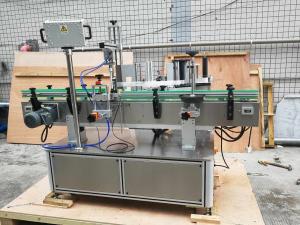 Quality Pawpaw / Guava Round Bottle Sticker Labeling Machine For Drink Field wholesale